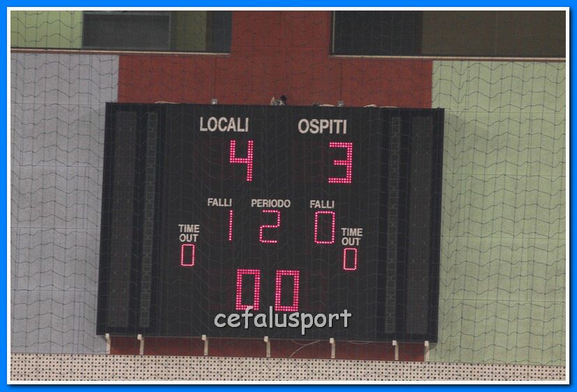 121110 sport2 512_tn.jpg